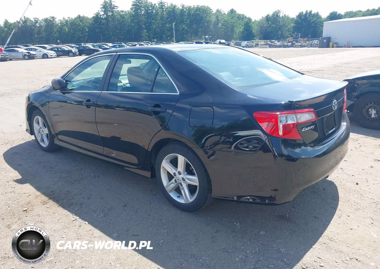 2014 Toyota Camry Se VIN:4T1BF1FK9EU742270 - 3