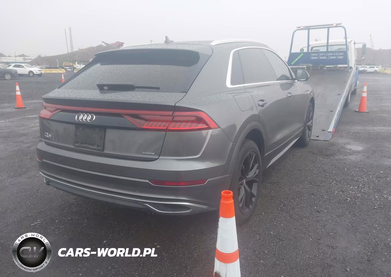 2021 Audi Q8 Premium 55 Tfsi Quattro Tiptronic VIN:WA1AVAF13MD022143 - 4