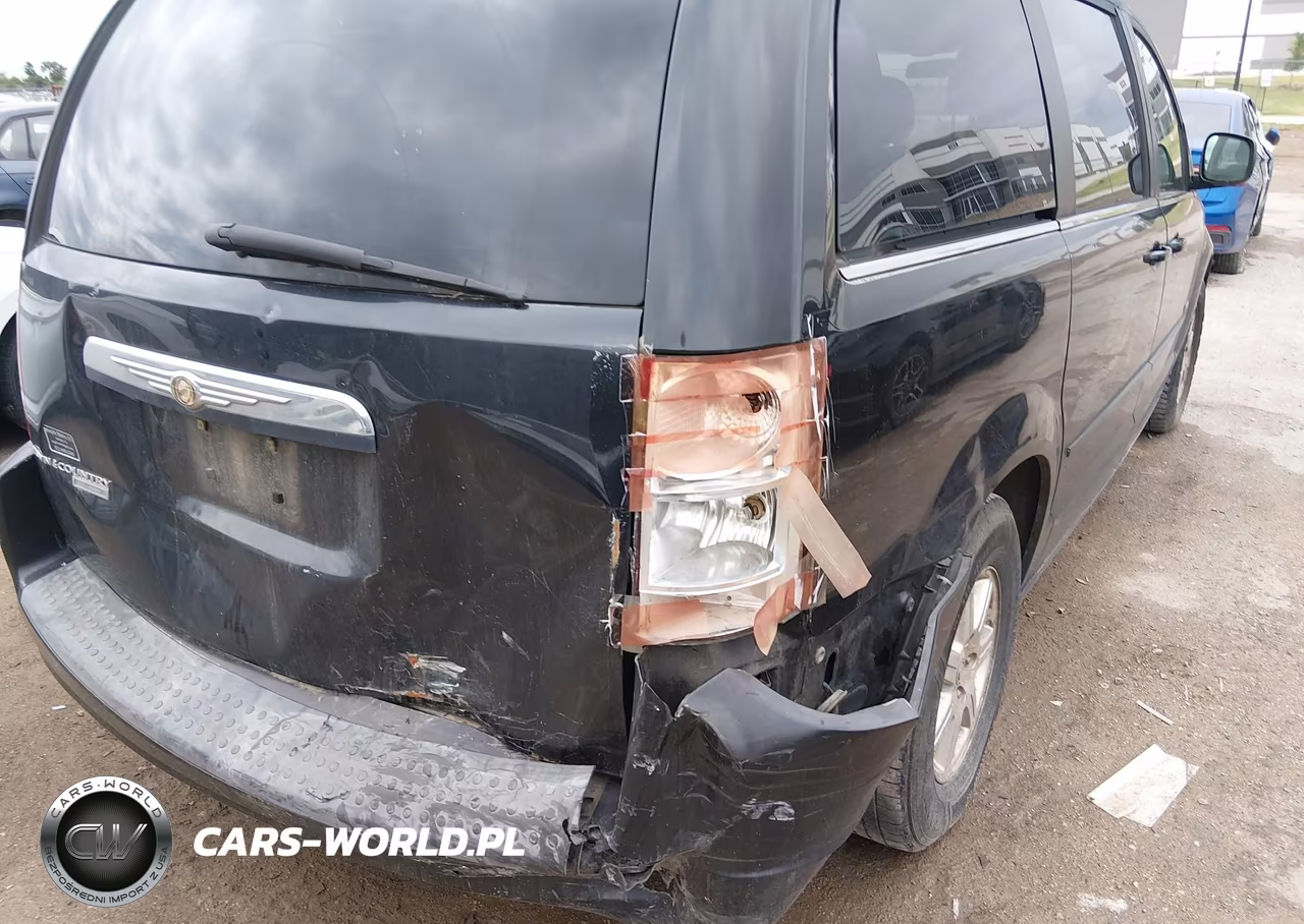 2008 Chrysler Town & Country Touring VIN:2A8HR54P68R738067 - 6