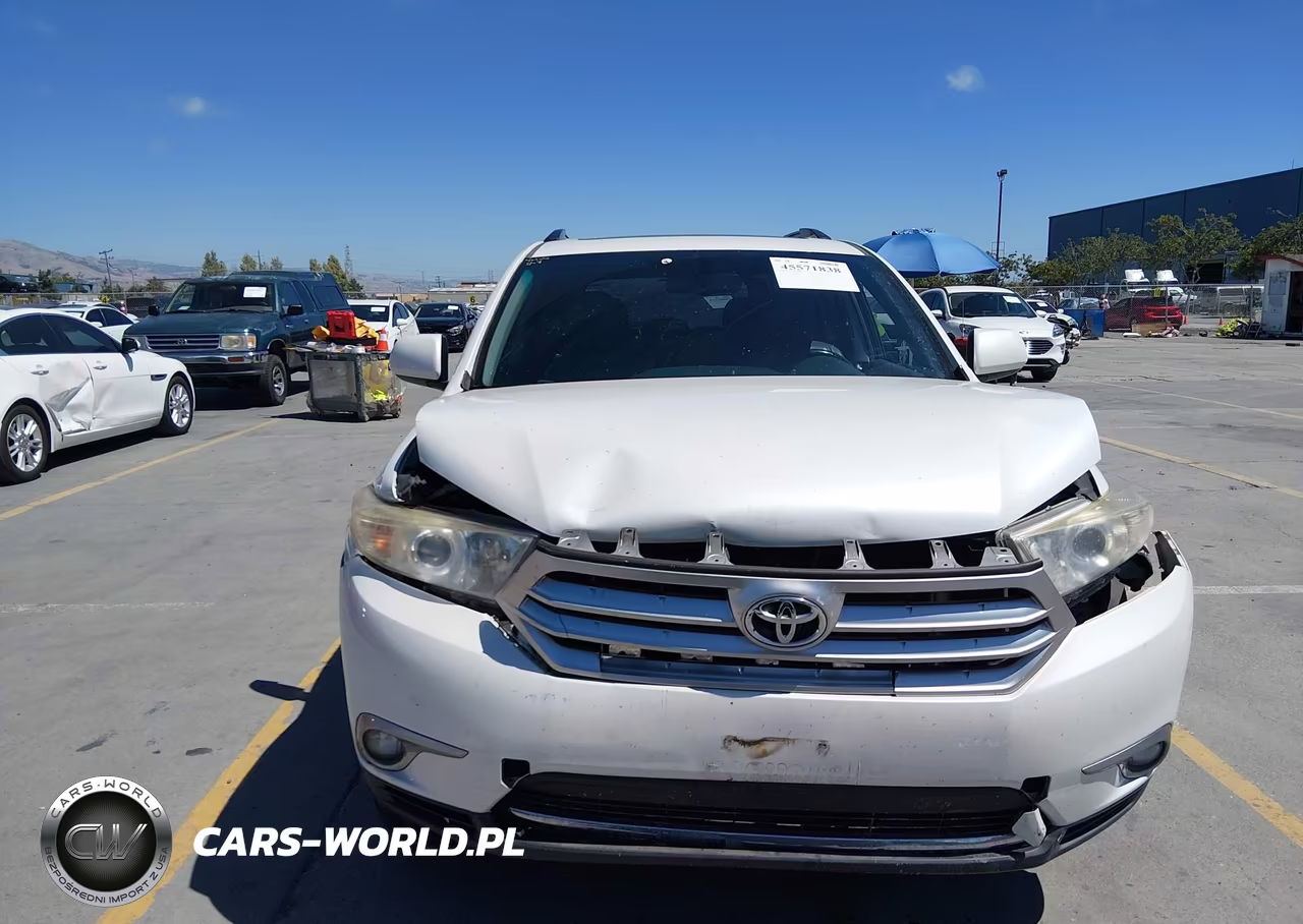 2013 Toyota Highlander Se V6 VIN:5TDZK3EH7DS117921 - 13