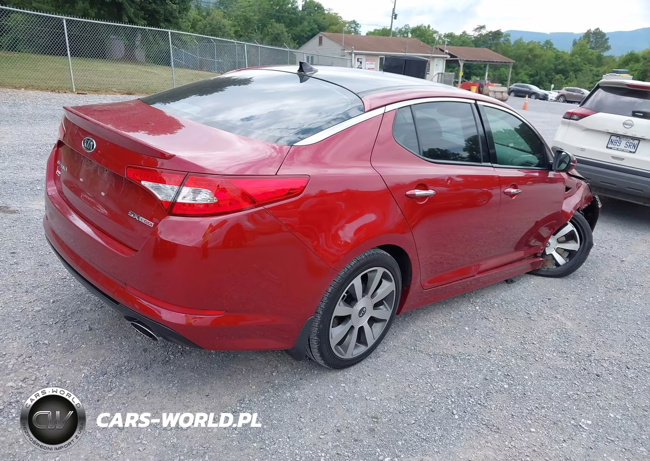 2012 Kia Optima Sx VIN:5XXGR4A68CG087826 - 4