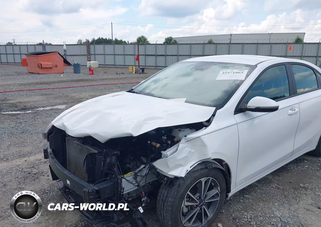 2024 Kia Forte Lxs VIN:3KPF24AD3RE733130 - 6