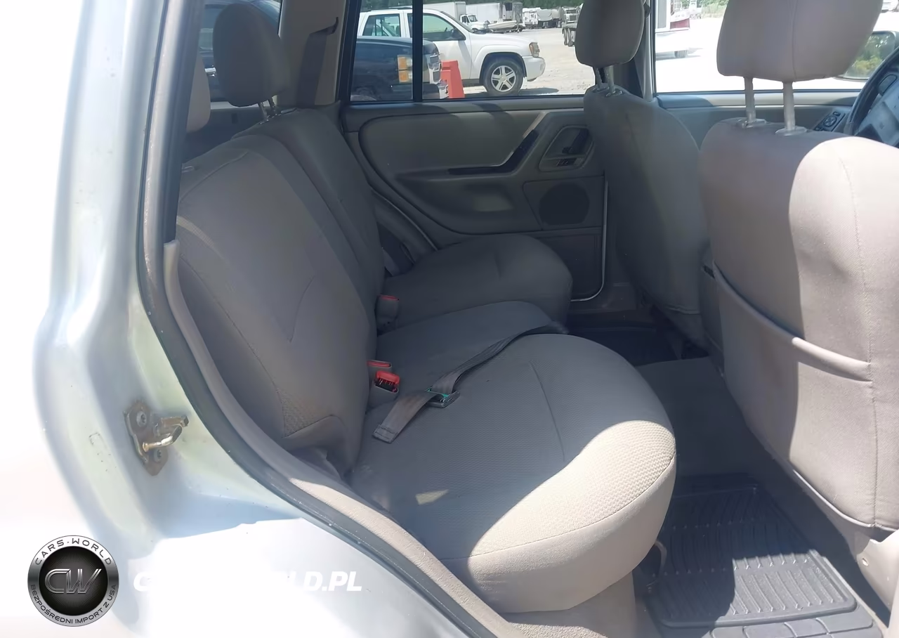 2004 Jeep Grand Cherokee Laredo VIN:1J4GX48S04C402025 - 8