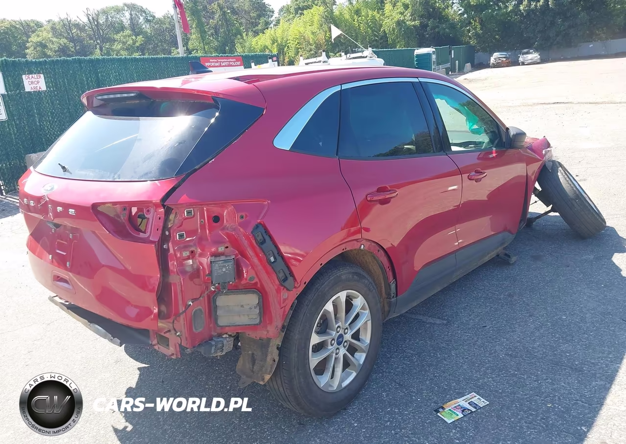 2022 Ford Escape Se VIN:1FMCU0G64NUB84480 - 4