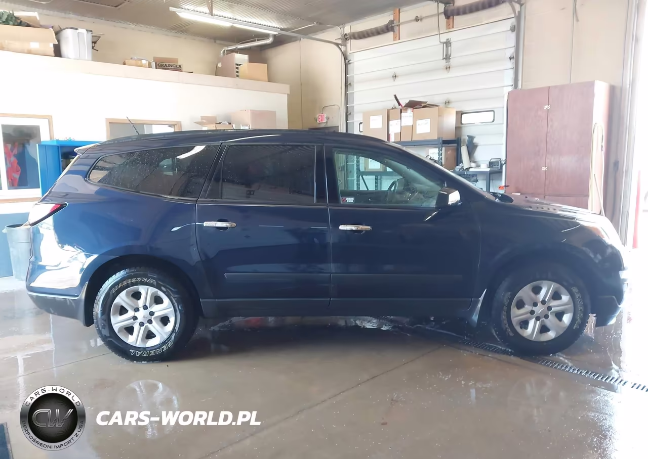 2017 Chevrolet Traverse Ls VIN:1GNKVFED6HJ288922 - 18