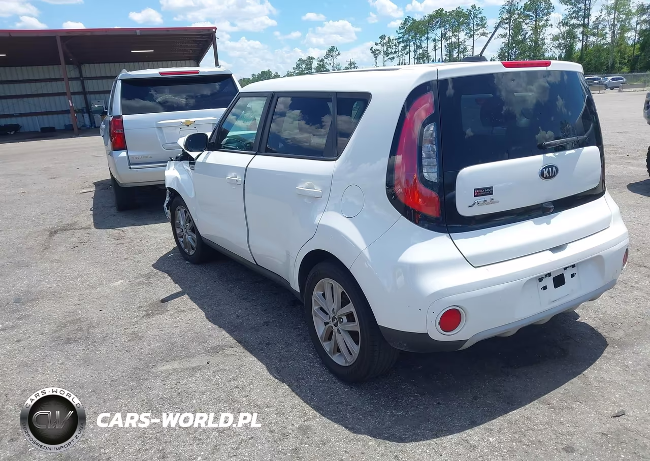 2019 Kia Soul + VIN:KNDJP3A53K7909145 - 3