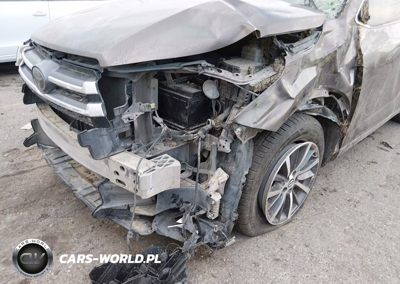 2019 Toyota Highlander Xle VIN:5TDKZRFH2KS293836 - 6