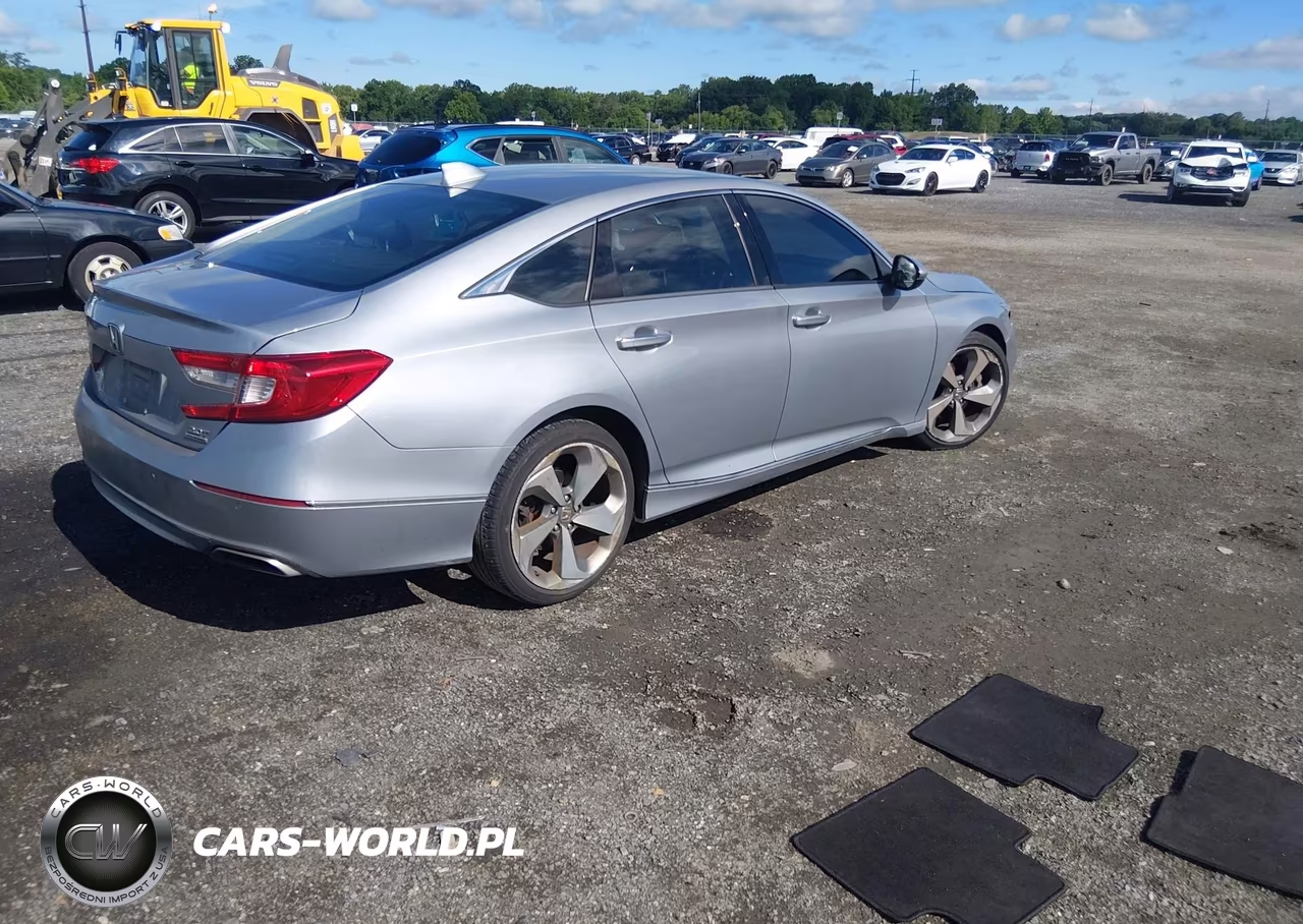 2019 Honda Accord Touring 2.0T VIN:1HGCV2F98KA027638 - 4