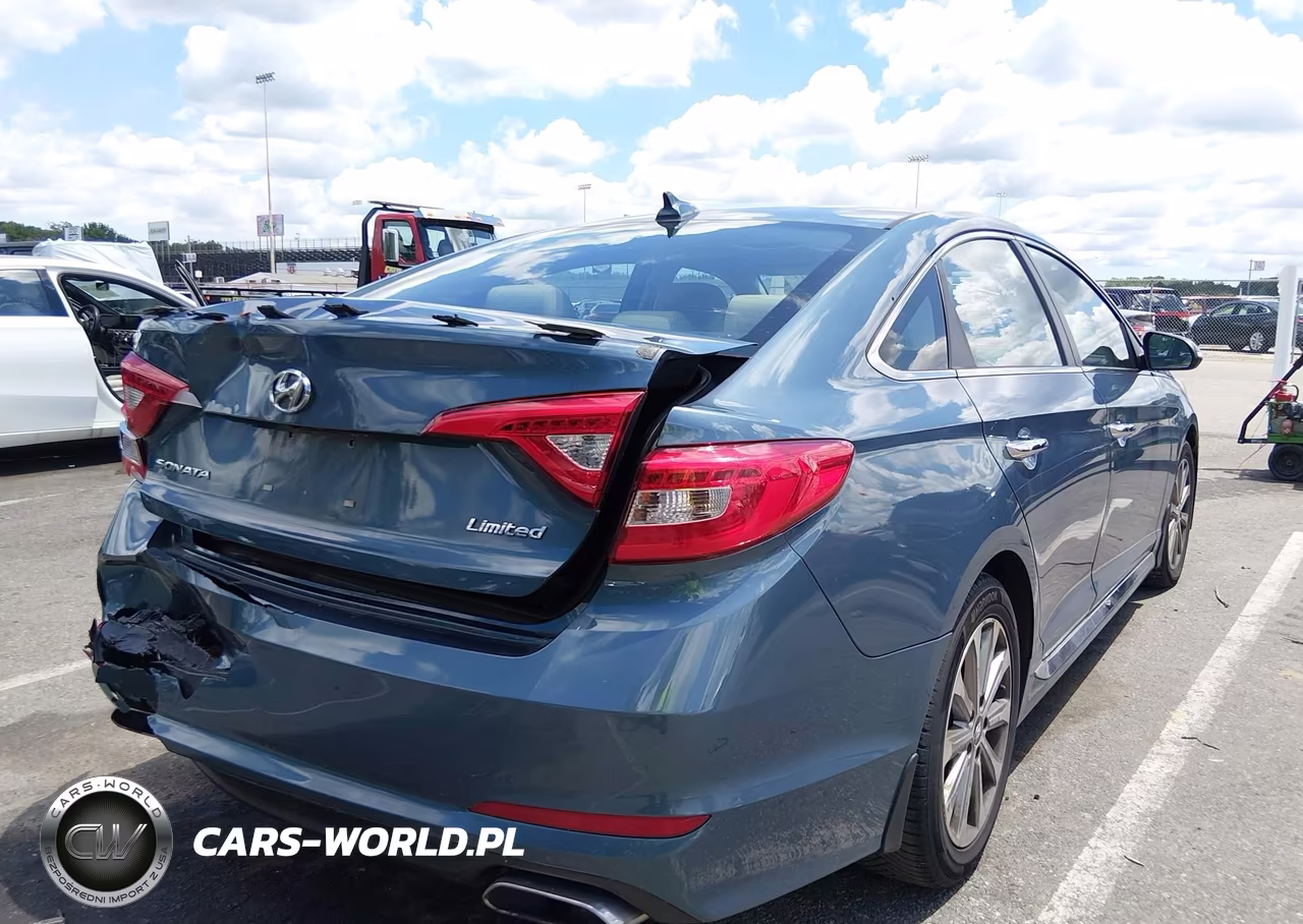 2017 Hyundai Sonata Limited VIN:5NPE34AF3HH564361 - 4