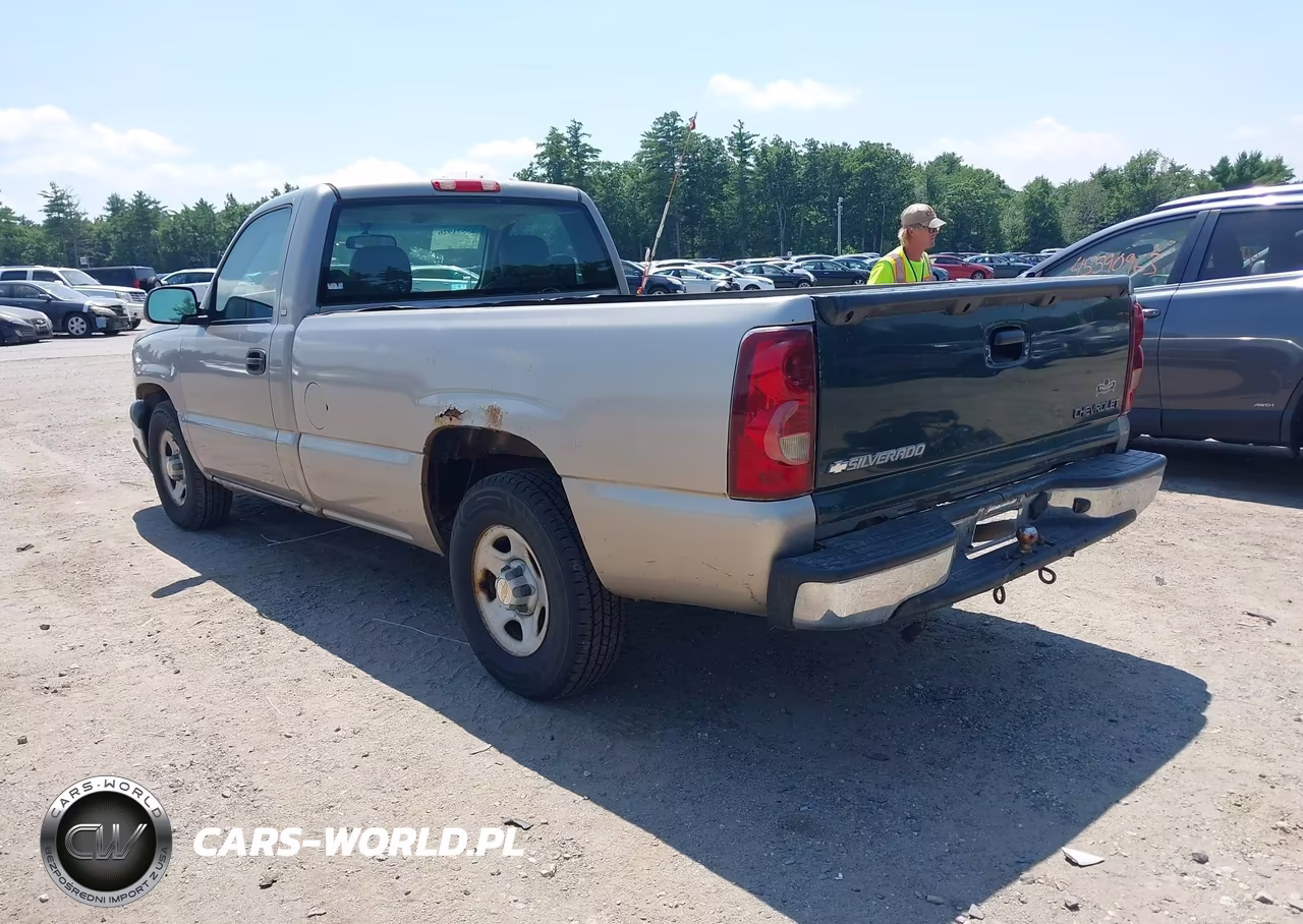 2003 Chevrolet Silverado 1500 Work Truck VIN:1GCEC14VX3Z132000 - 3