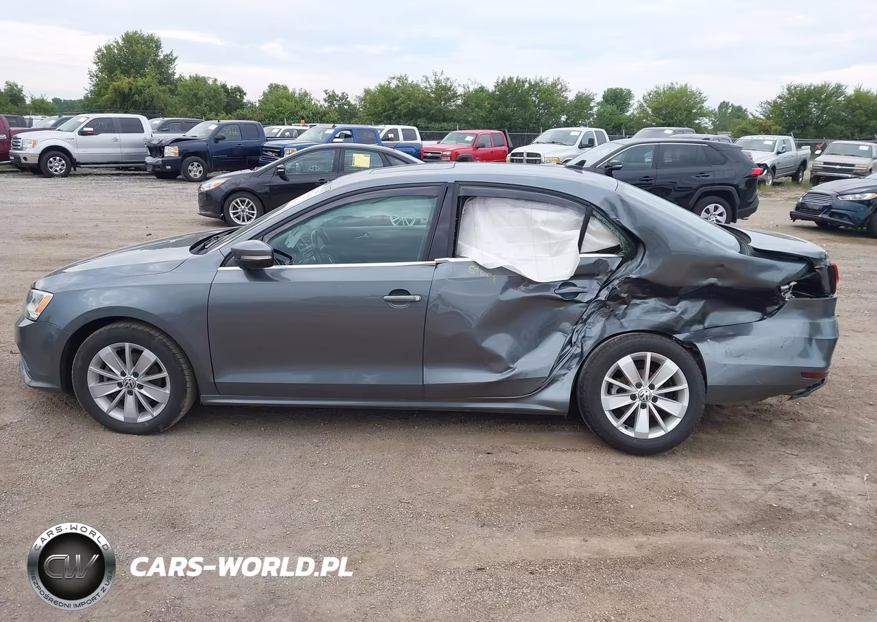 2015 Volkswagen Jetta 2.0L Tdi Se VIN:3VWLA7AJ5FM320573 - 14