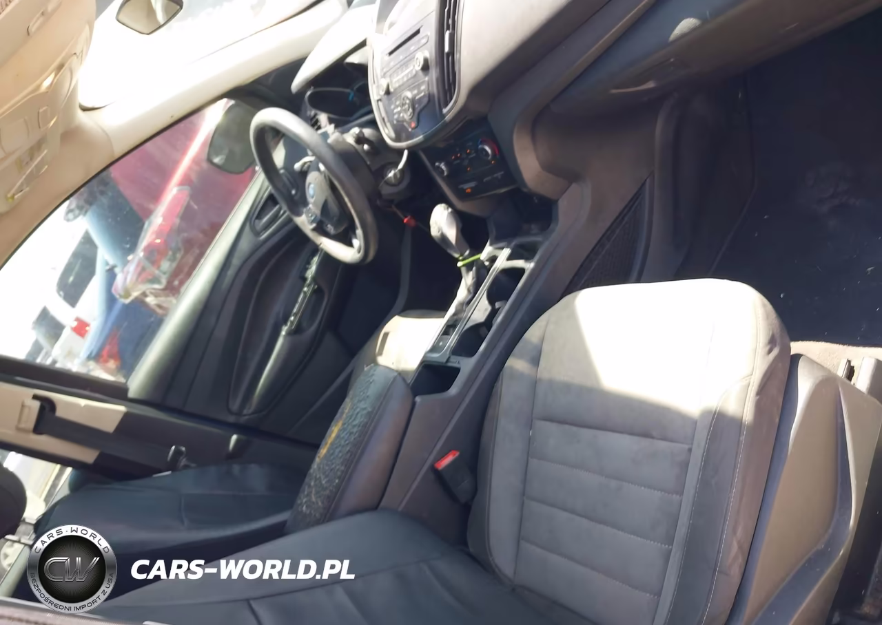 2018 Ford Escape S VIN:1FMCU0F74JUB24137 - 5