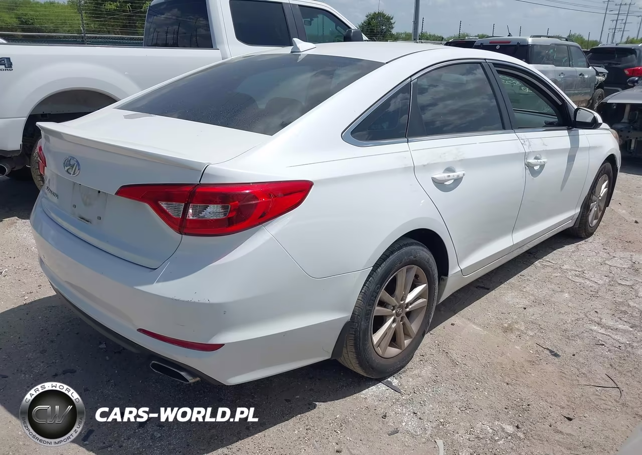 2016 Hyundai Sonata Se VIN:5NPE24AF5GH304805 - 4