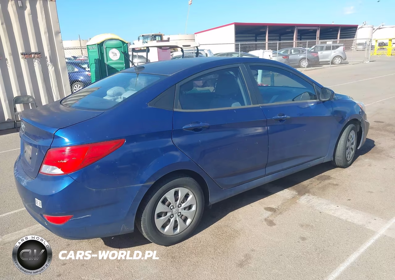 2015 Hyundai Accent Gls VIN:KMHCT4AE7FU793638 - 4