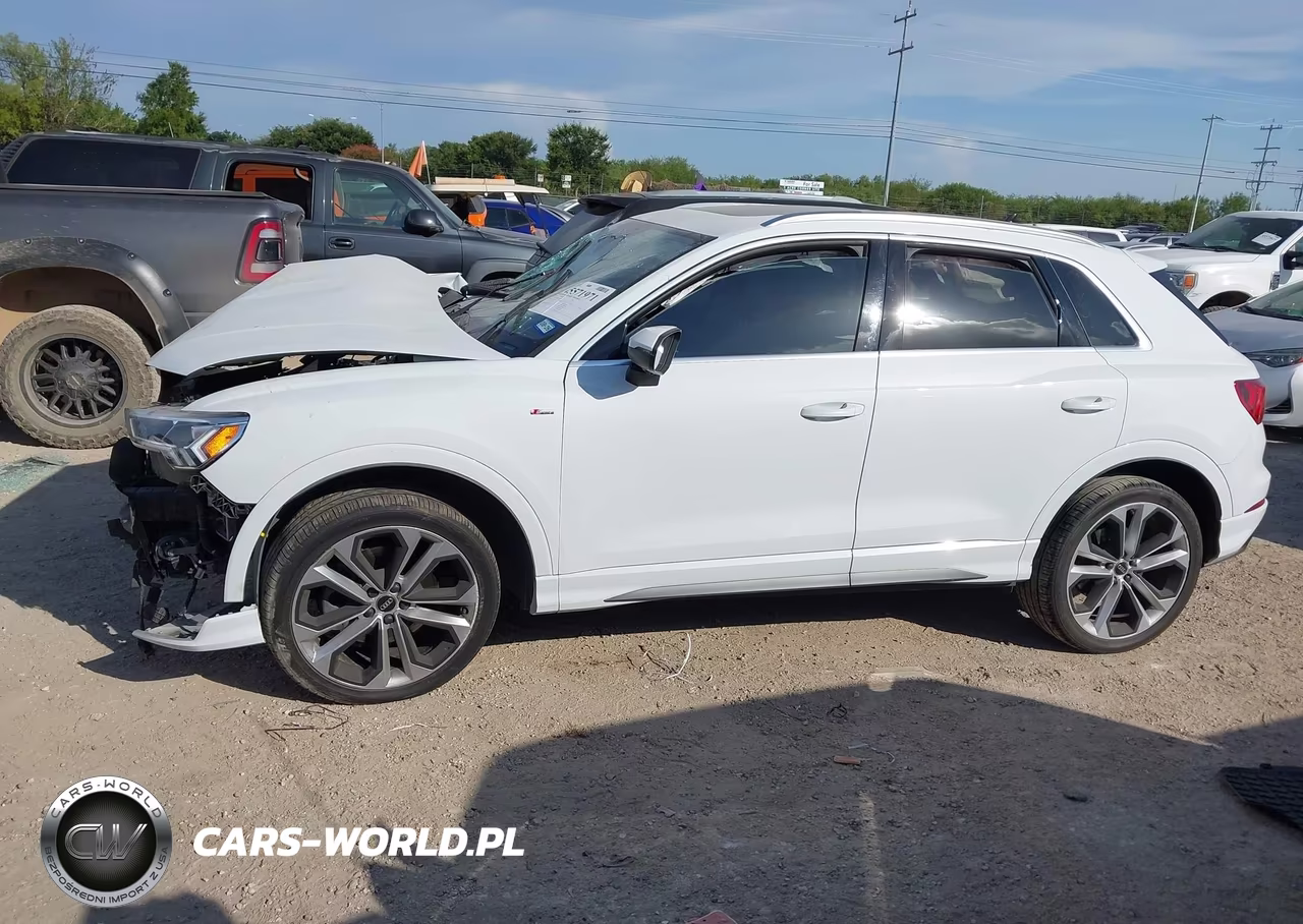 2020 Audi Q3 Premium Plus 45 Tfsi S Line Quattro Tiptronic VIN:WA1EECF38L1119157 - 13