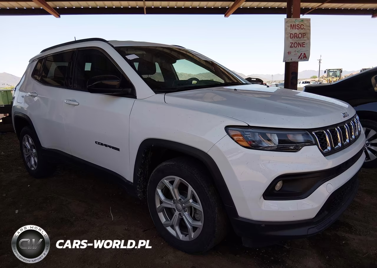 2024 Jeep Compass Latitude 4X4 – zdjęcie 1 z 16