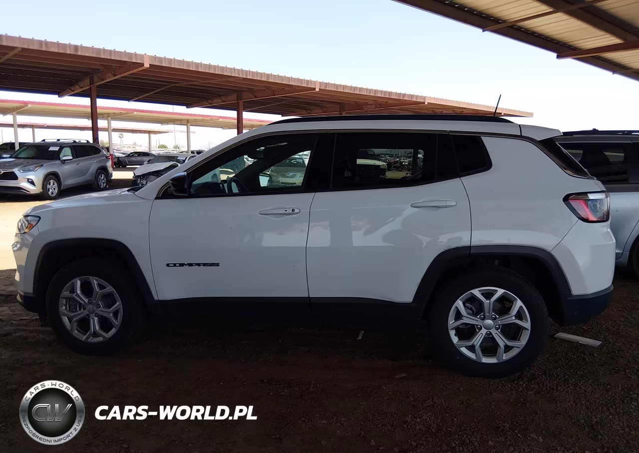 2024 Jeep Compass Latitude 4X4 VIN:3C4NJDBN7RT118534 - 14