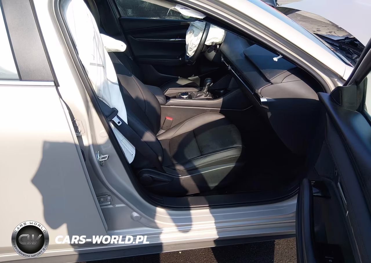 2025 Mazda Mazda3 2.5 S Preferred VIN:JM1BPALM2S1757794 - 5