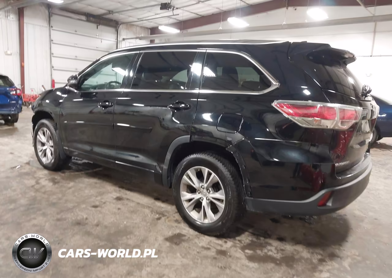 2015 Toyota Highlander Xle V6 VIN:5TDJKRFH4FS090629 - 3