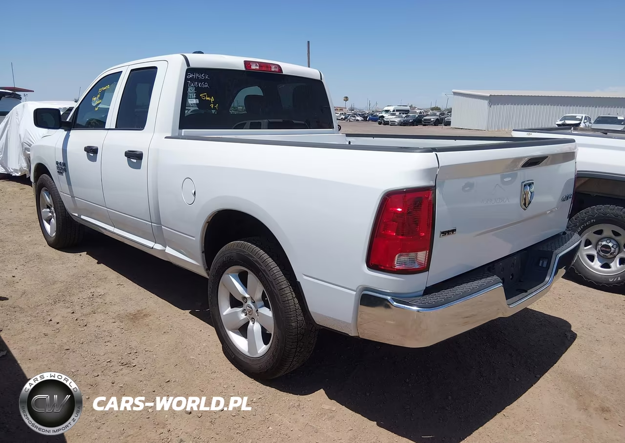 2024 Ram 1500 Classic Slt 4X4 6'4 Box VIN:1C6RR7GG9RS148522 - 3