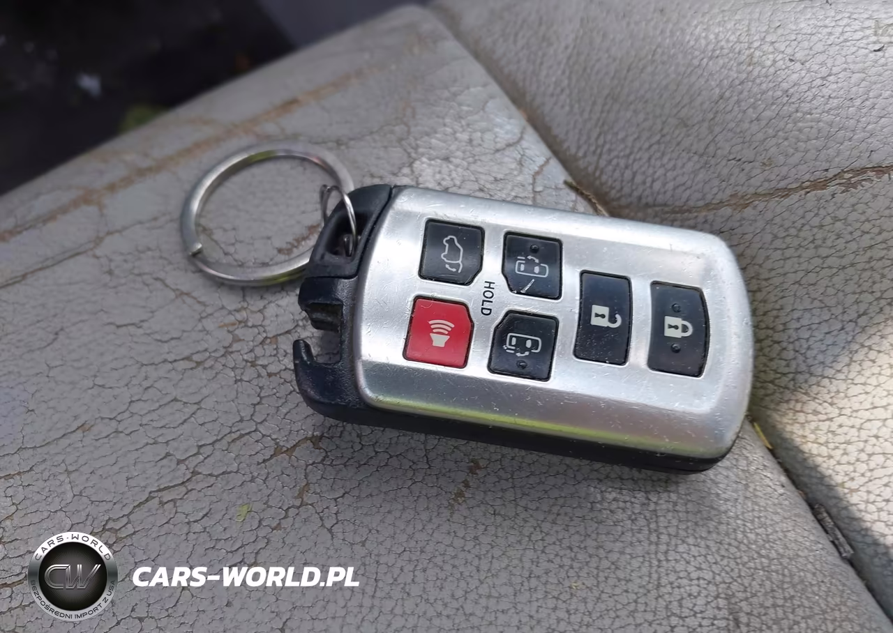 2013 Toyota Sienna Xle V6 8 Passenger VIN:5TDYK3DC7DS372912 - 11