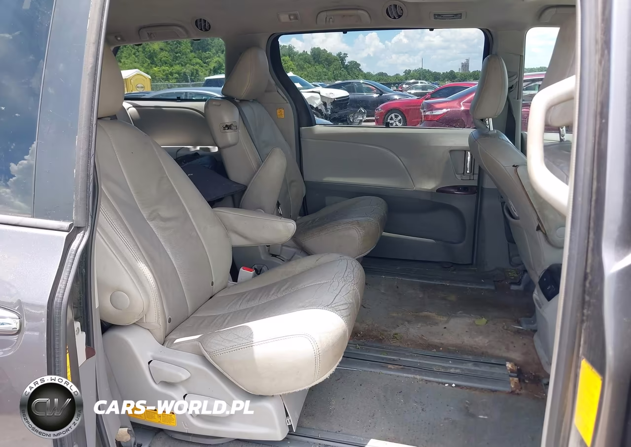 2013 Toyota Sienna Xle V6 8 Passenger VIN:5TDYK3DC7DS372912 - 8