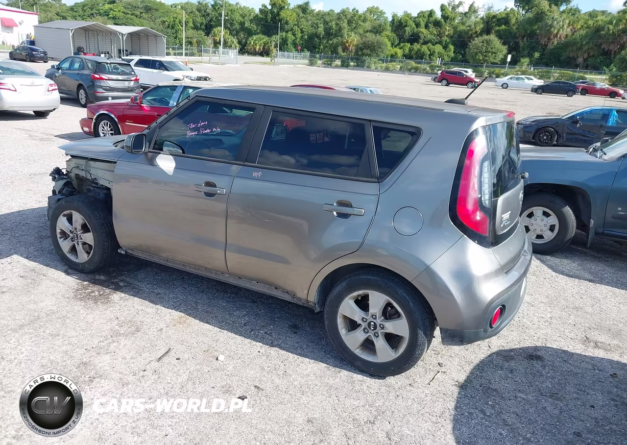 2018 Kia Soul VIN:KNDJN2A25J7609725 - 3