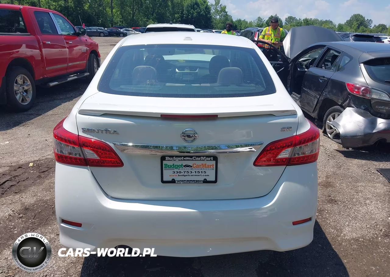 2015 Nissan Sentra Sr VIN:3N1AB7AP2FY266480 - 17
