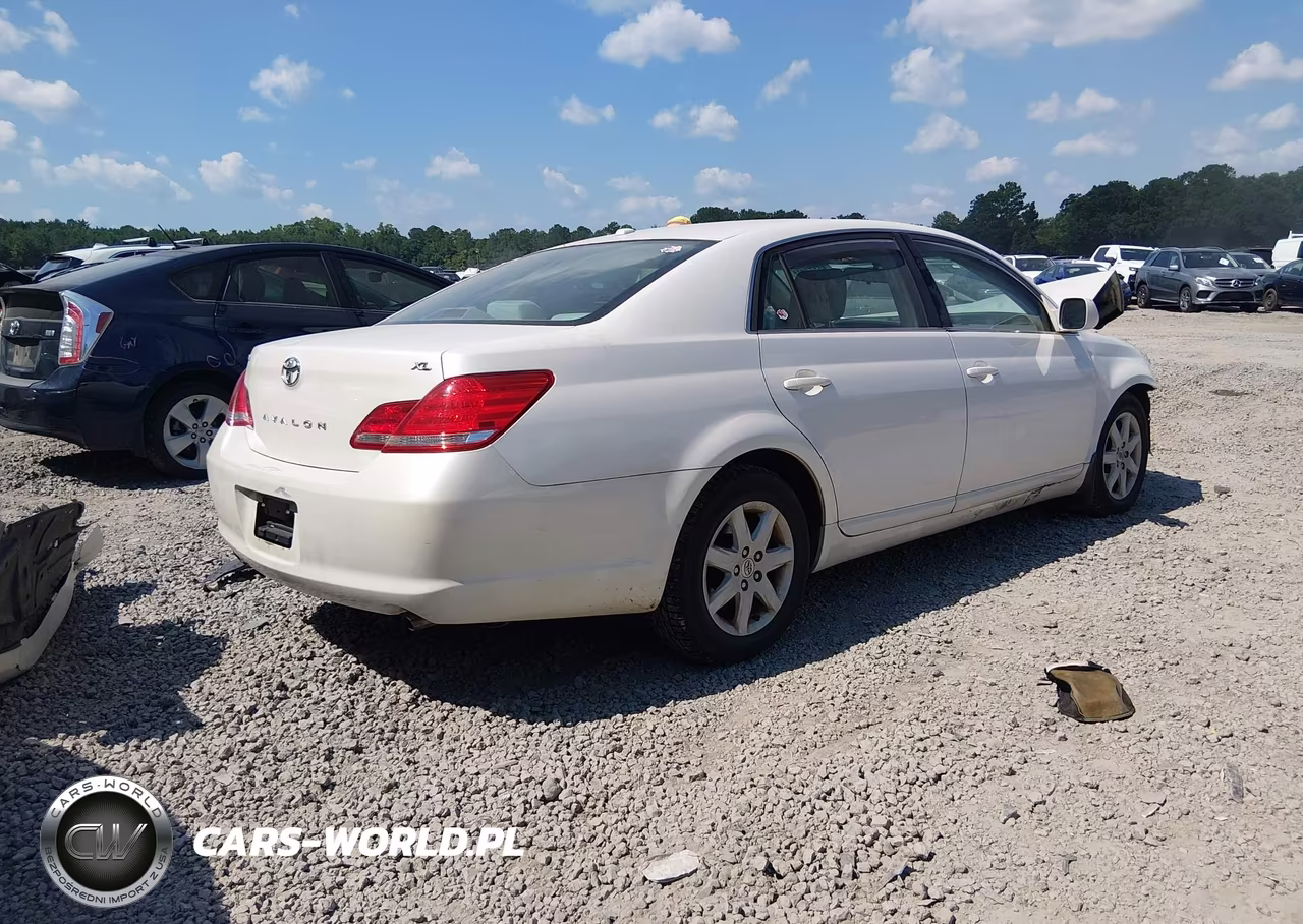 2010 Toyota Avalon Xl VIN:4T1BK3DB8AU360915 - 4