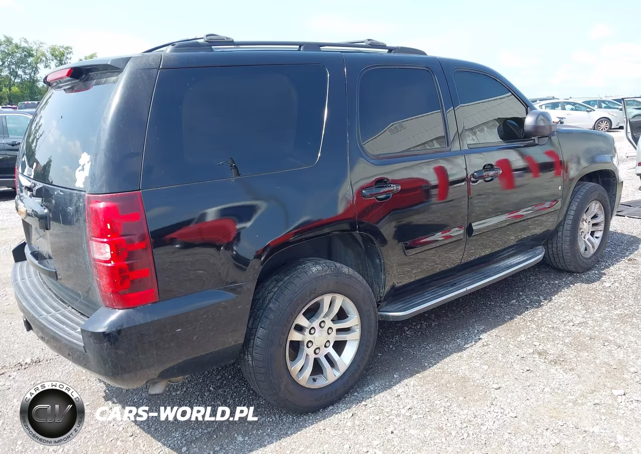 2013 Chevrolet Tahoe Lt VIN:1GNSCBE00DR255115 - 4