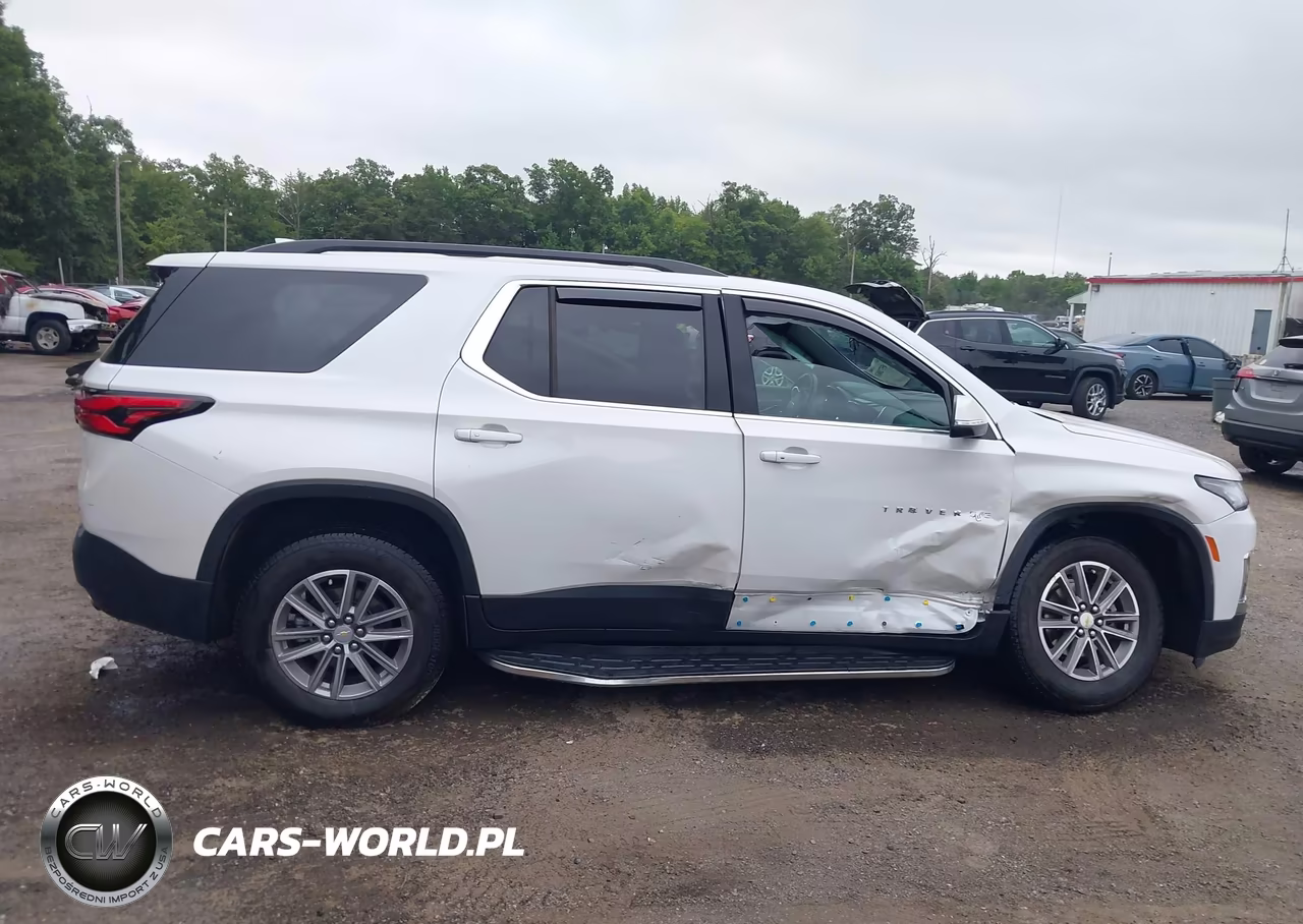 2023 Chevrolet Traverse Fwd Lt Cloth VIN:1GNERGKW2PJ320678 - 13