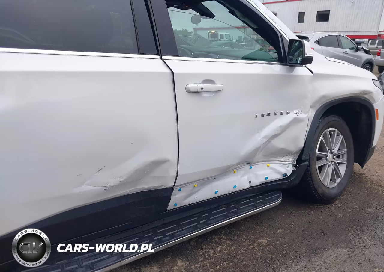 2023 Chevrolet Traverse Fwd Lt Cloth VIN:1GNERGKW2PJ320678 - 6