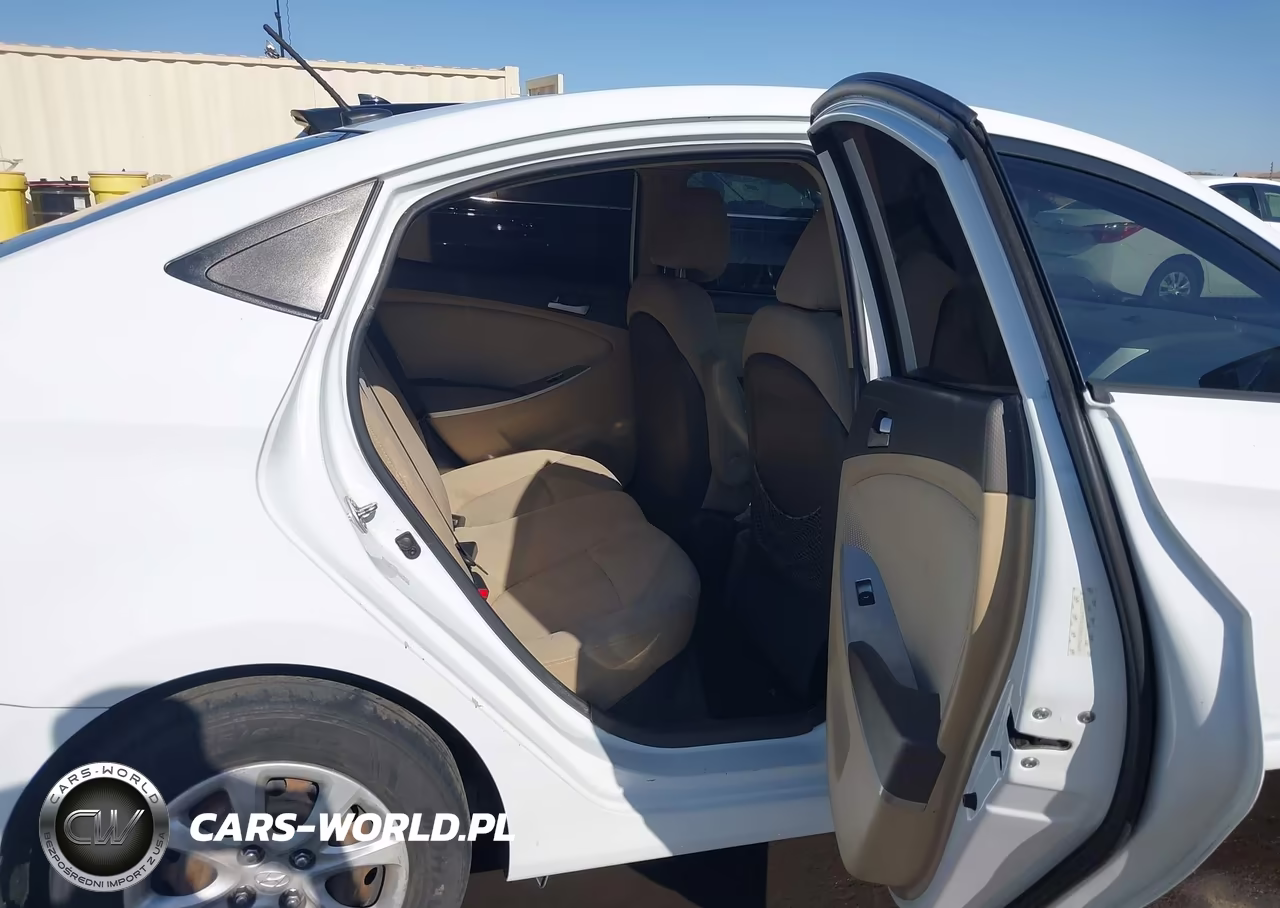 2013 Hyundai Accent Gls VIN:KMHCT4AE1DU447713 - 8