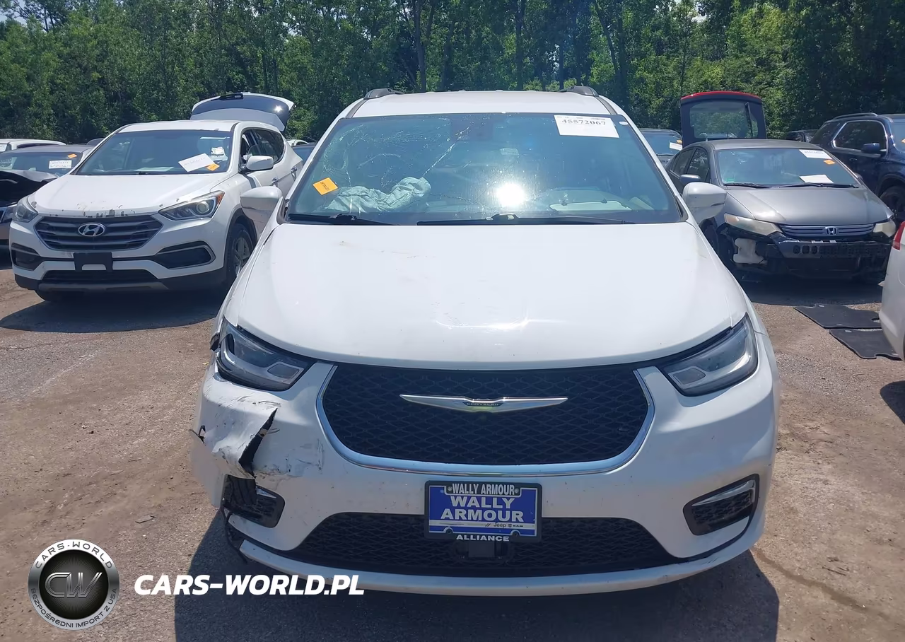 2021 Chrysler Pacifica Touring VIN:2C4RC1FG1MR510197 - 12