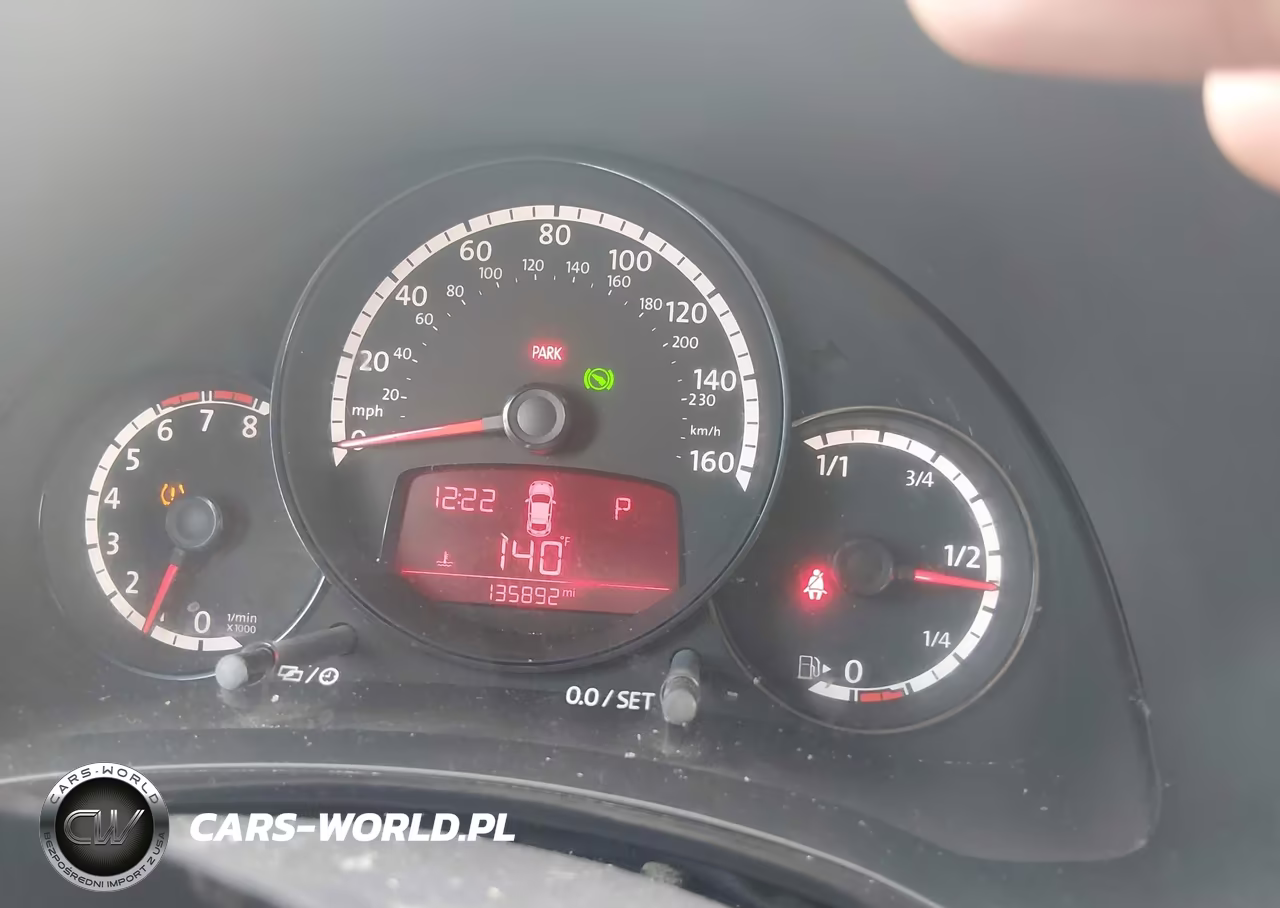 2014 Volkswagen Beetle 1.8T Entry VIN:3VWF17AT3EM645882 - 7
