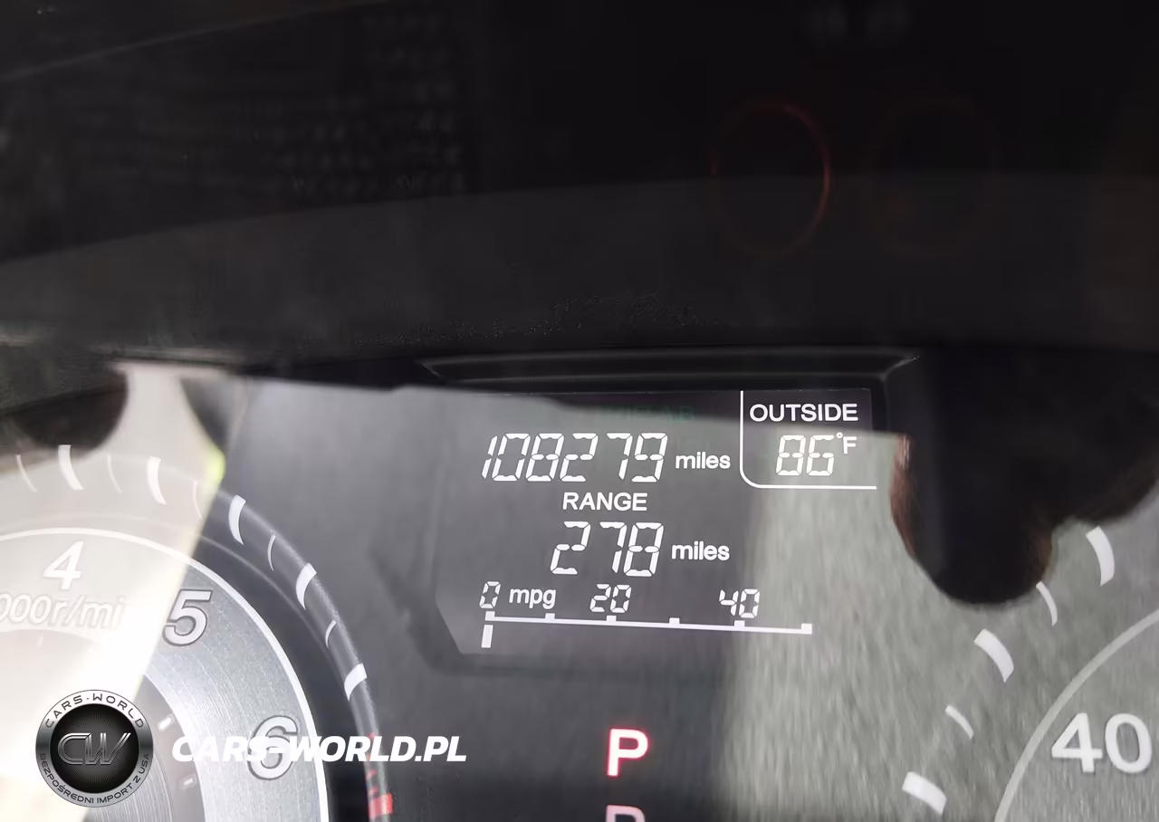 2016 Honda Odyssey Se VIN:5FNRL5H35GB010612 - 15