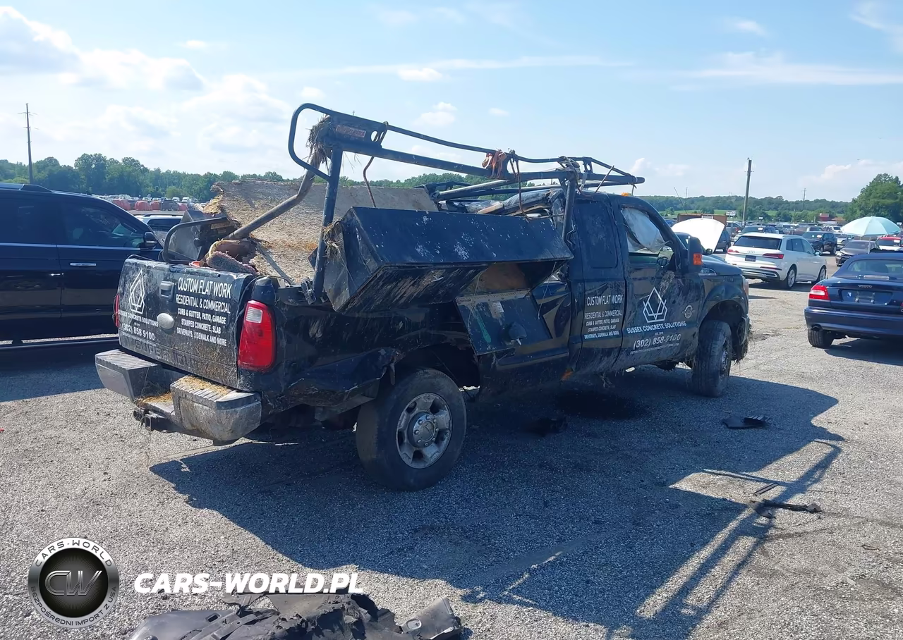 2012 Ford Super Duty F-350 Srw Lariat-Xl-Xlt VIN:1FT8X3BT9CEA23310 - 4