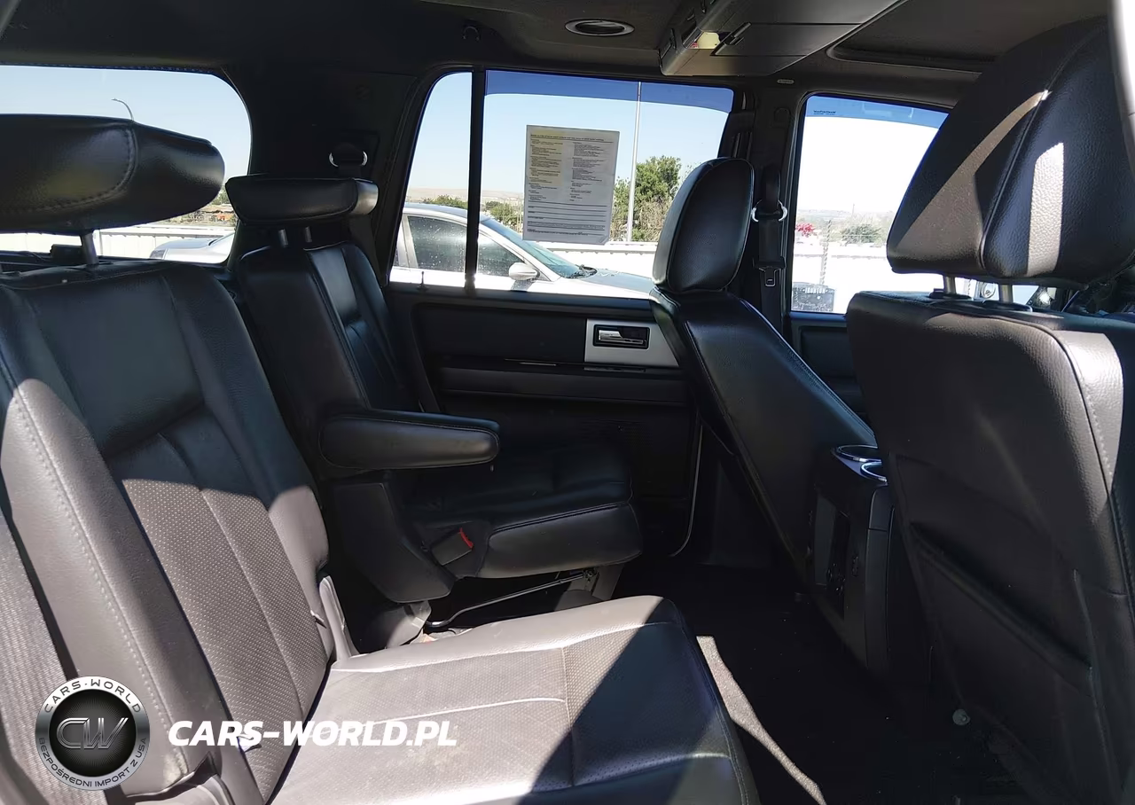 2010 Ford Expedition Limited VIN:1FMJU2A52AEA17607 - 8