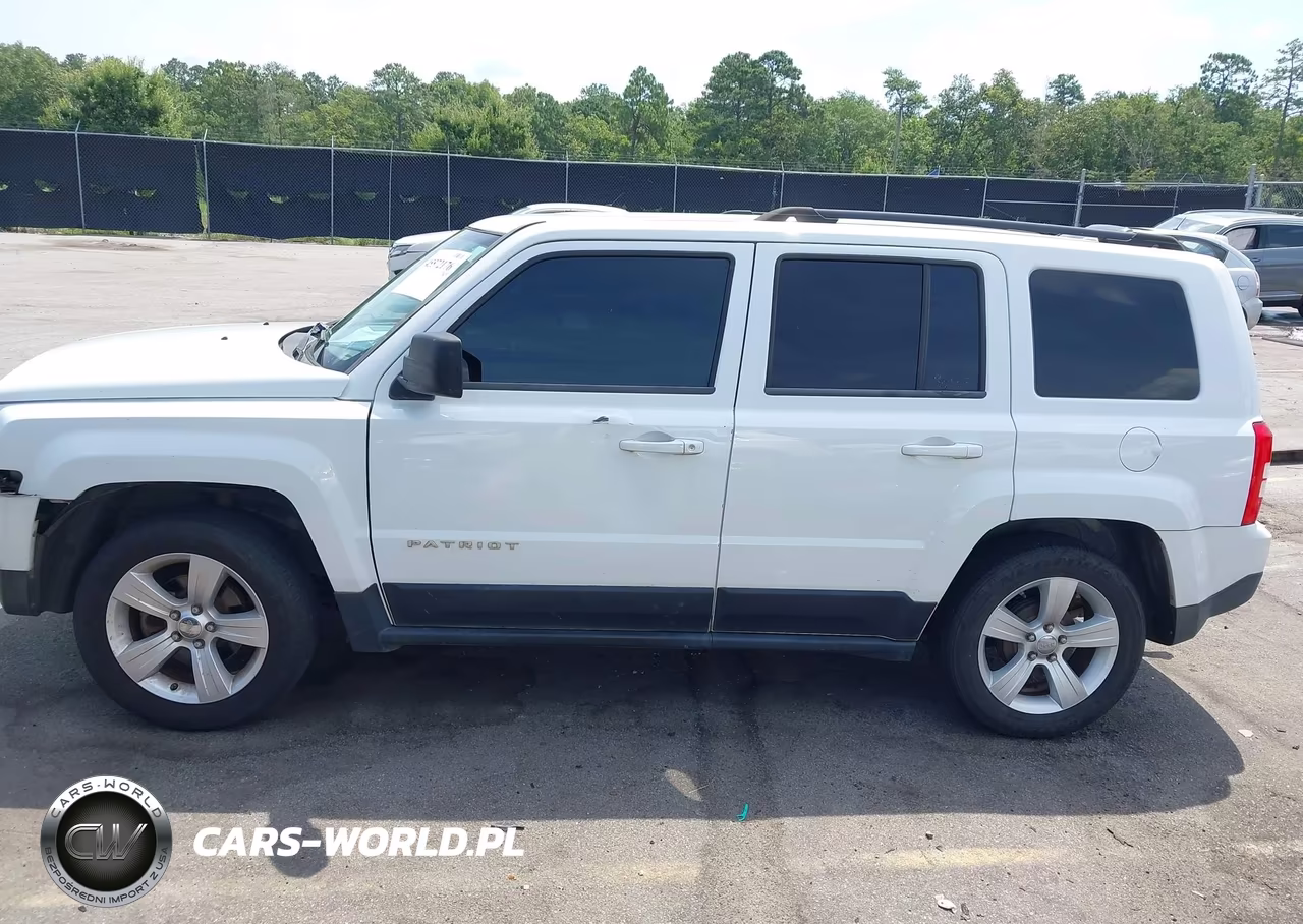 2012 Jeep Patriot Latitude VIN:1C4NJPFB0CD656961 - 14