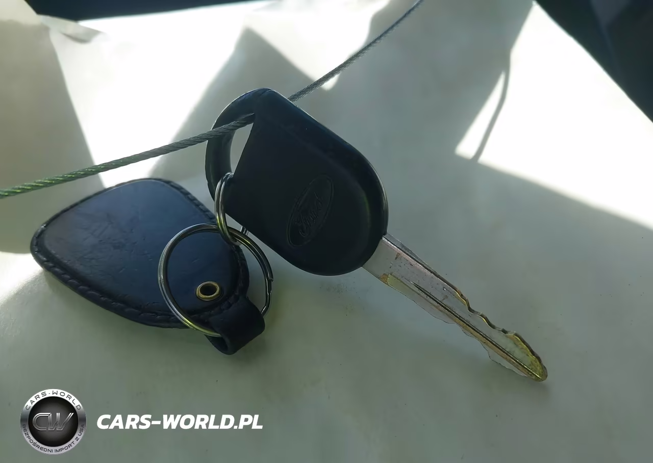 2009 Ford Focus Se VIN:1FAHP35N89W179425 - 11