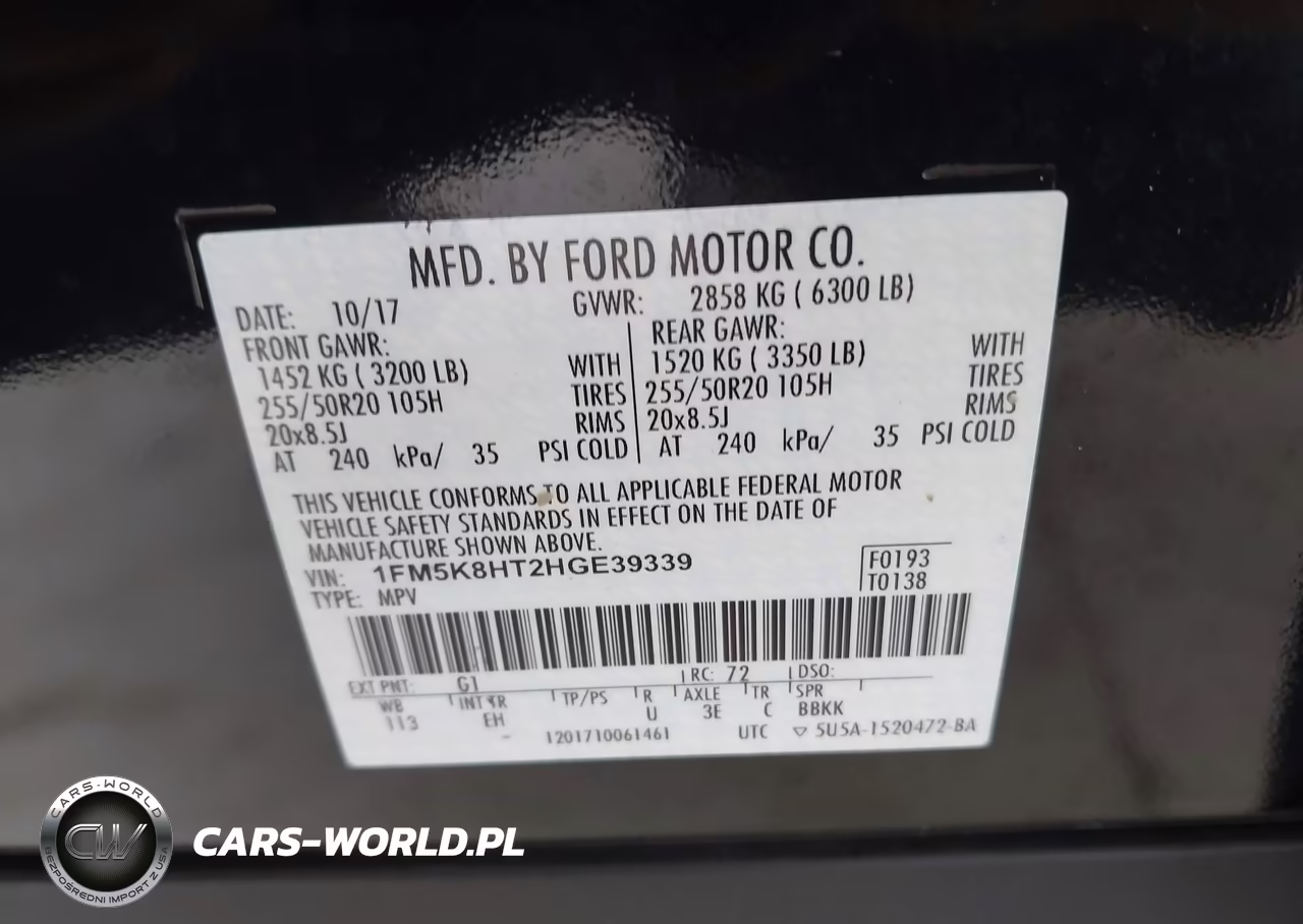 2017 Ford Explorer Platinum VIN:1FM5K8HT2HGE39339 - 9