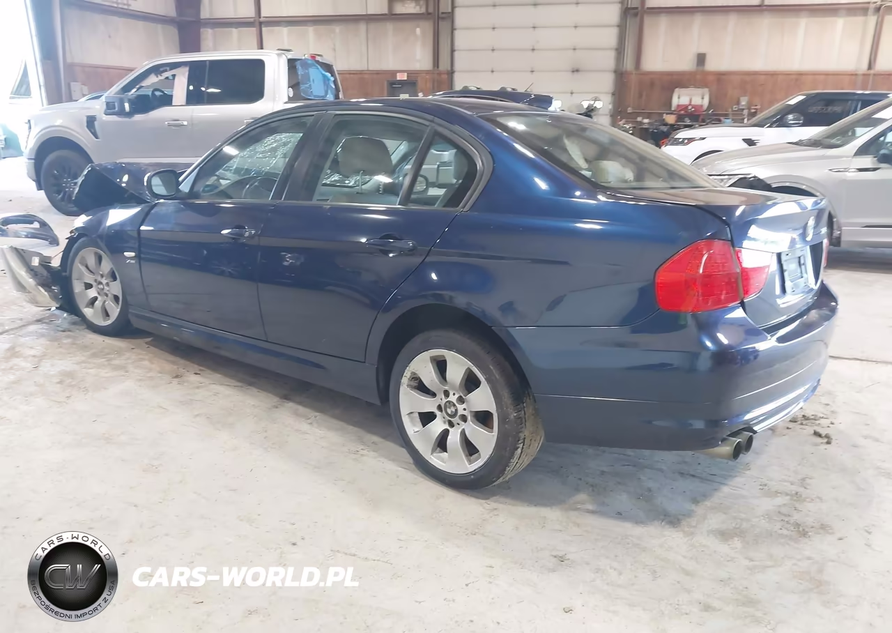 2011 BMW 328I xDrive VIN:WBAPK5C59BF124326 - 3