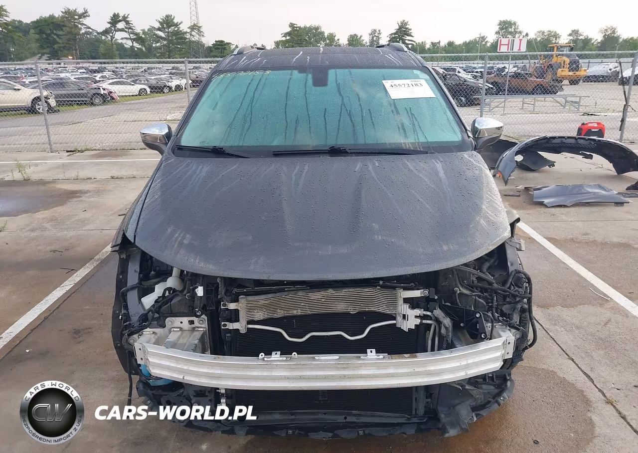 2020 Chrysler Pacifica Limited VIN:2C4RC1GG9LR234560 - 13