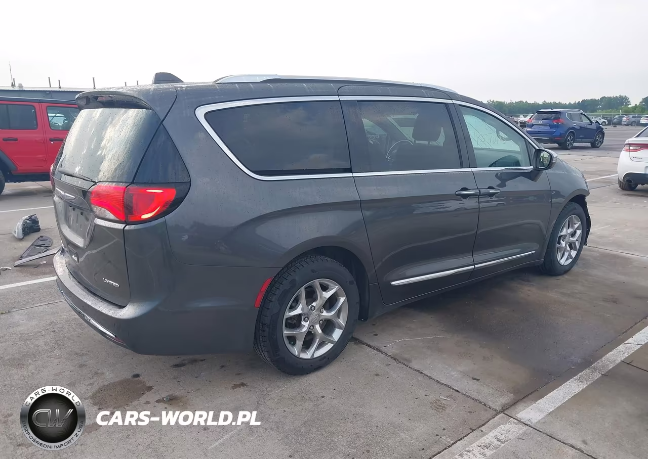 2020 Chrysler Pacifica Limited VIN:2C4RC1GG9LR234560 - 4