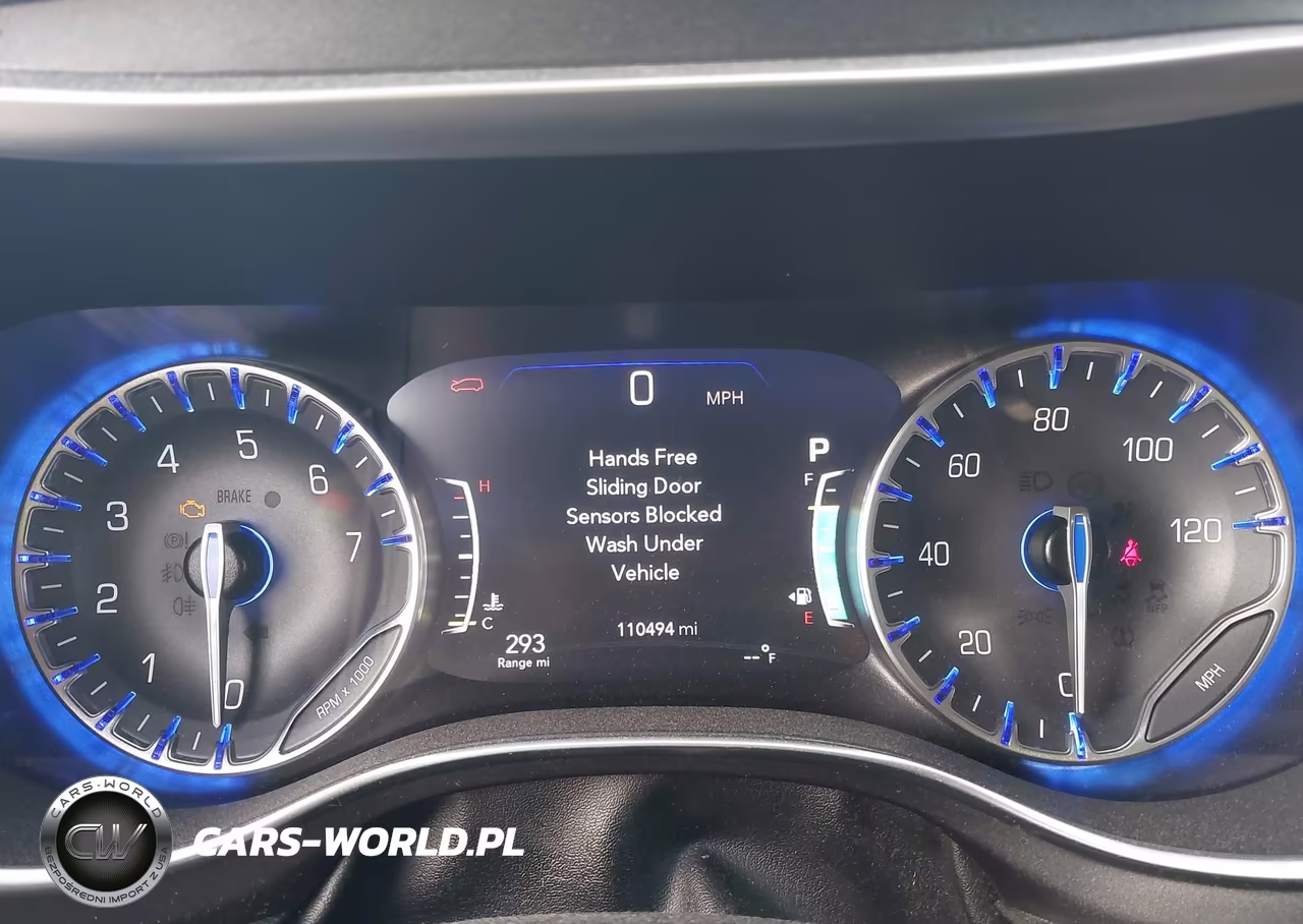 2020 Chrysler Pacifica Limited VIN:2C4RC1GG9LR234560 - 7