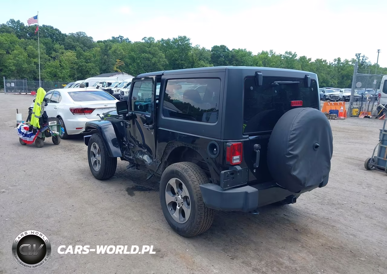 2018 Jeep Wrangler Jk Sahara 4X4 VIN:1C4AJWBG4JL852415 - 3