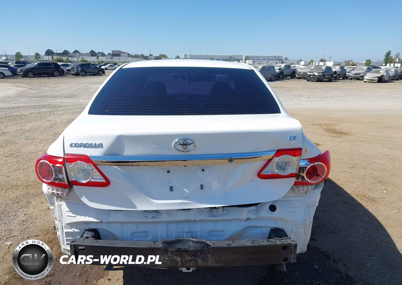 2013 Toyota Corolla Le VIN:5YFBU4EE3DP140225 - 17