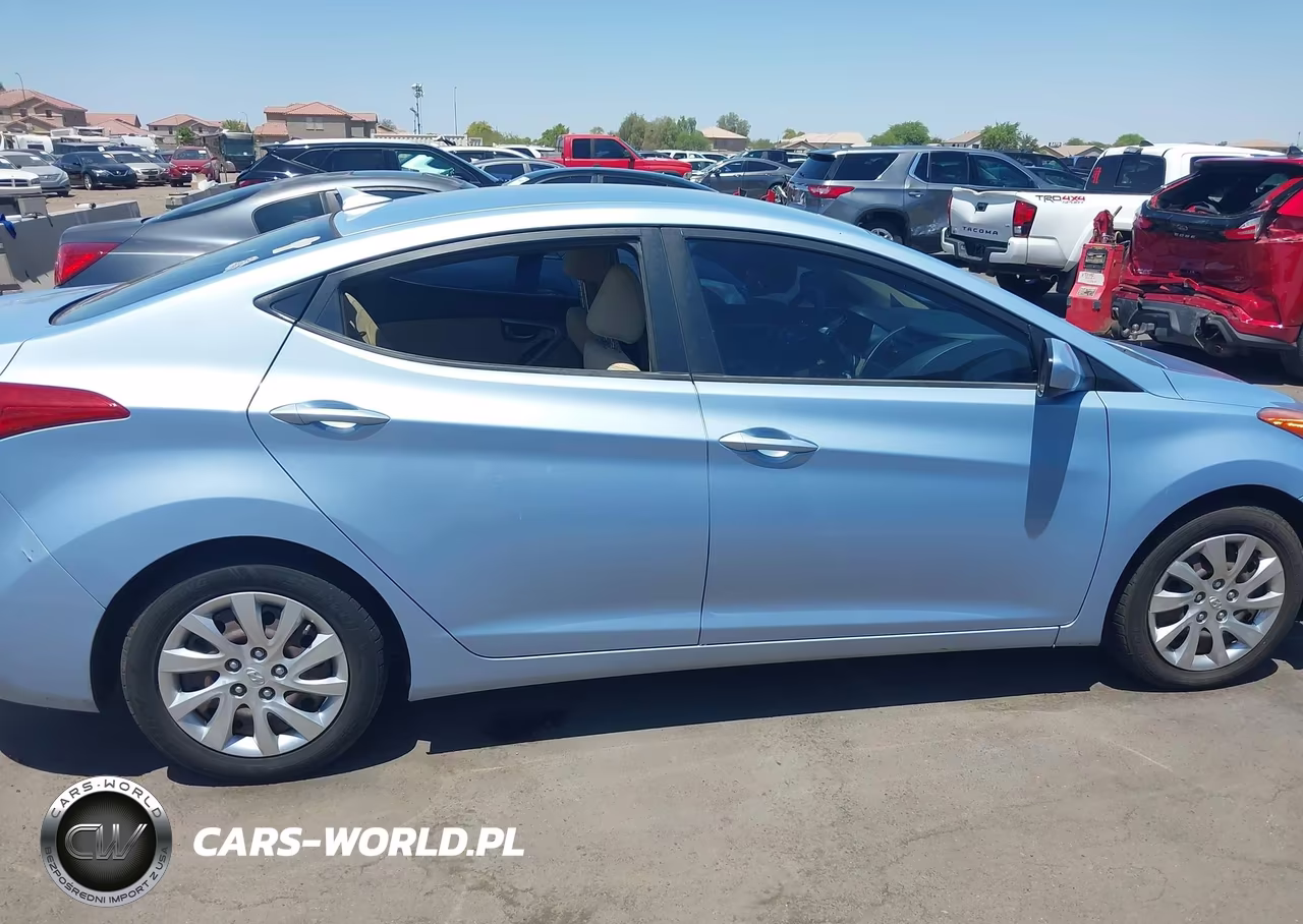 2013 Hyundai Elantra Gls VIN:KMHDH4AE6DU540796 - 13