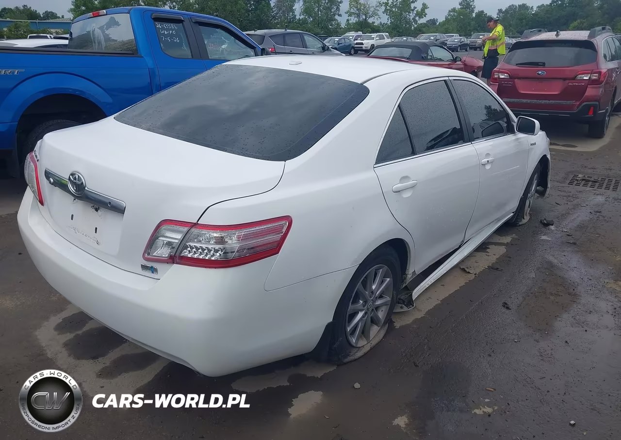 2011 Toyota Camry Hybrid VIN:4T1BB3EK2BU132487 - 4