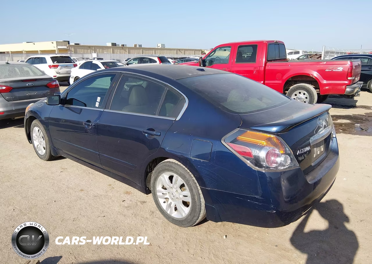 2011 Nissan Altima 2.5 S VIN:1N4AL2AP1BN409462 - 3